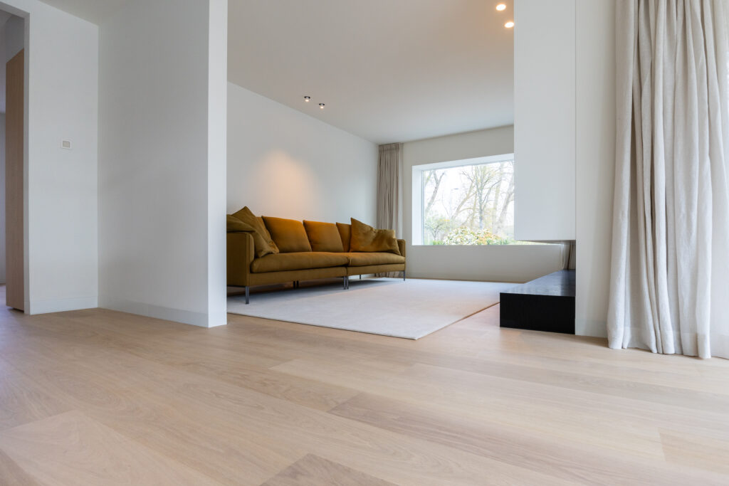 Villa Bloemendaal I, Eiken duoplank zonder velling, foto 1